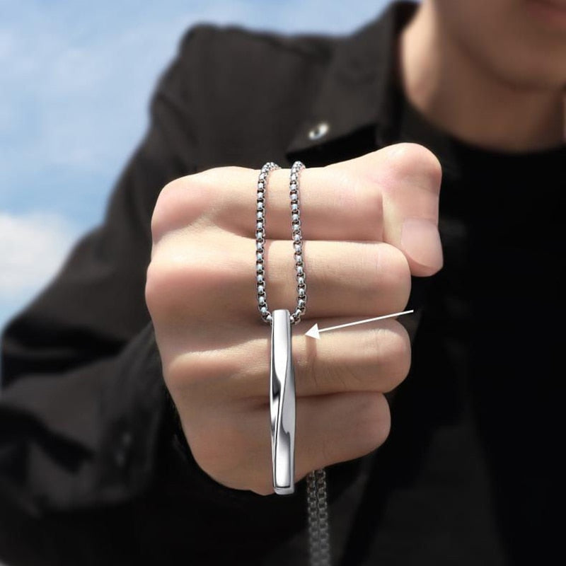 Black Rectangle Pendant Necklace