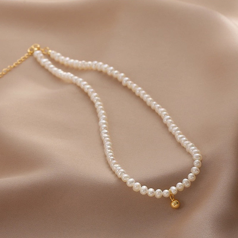 Beaded Pearl-Style Choker Necklace